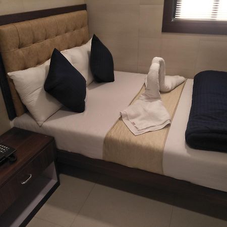 Hotel Avenue Residency 뭄바이 외부 사진