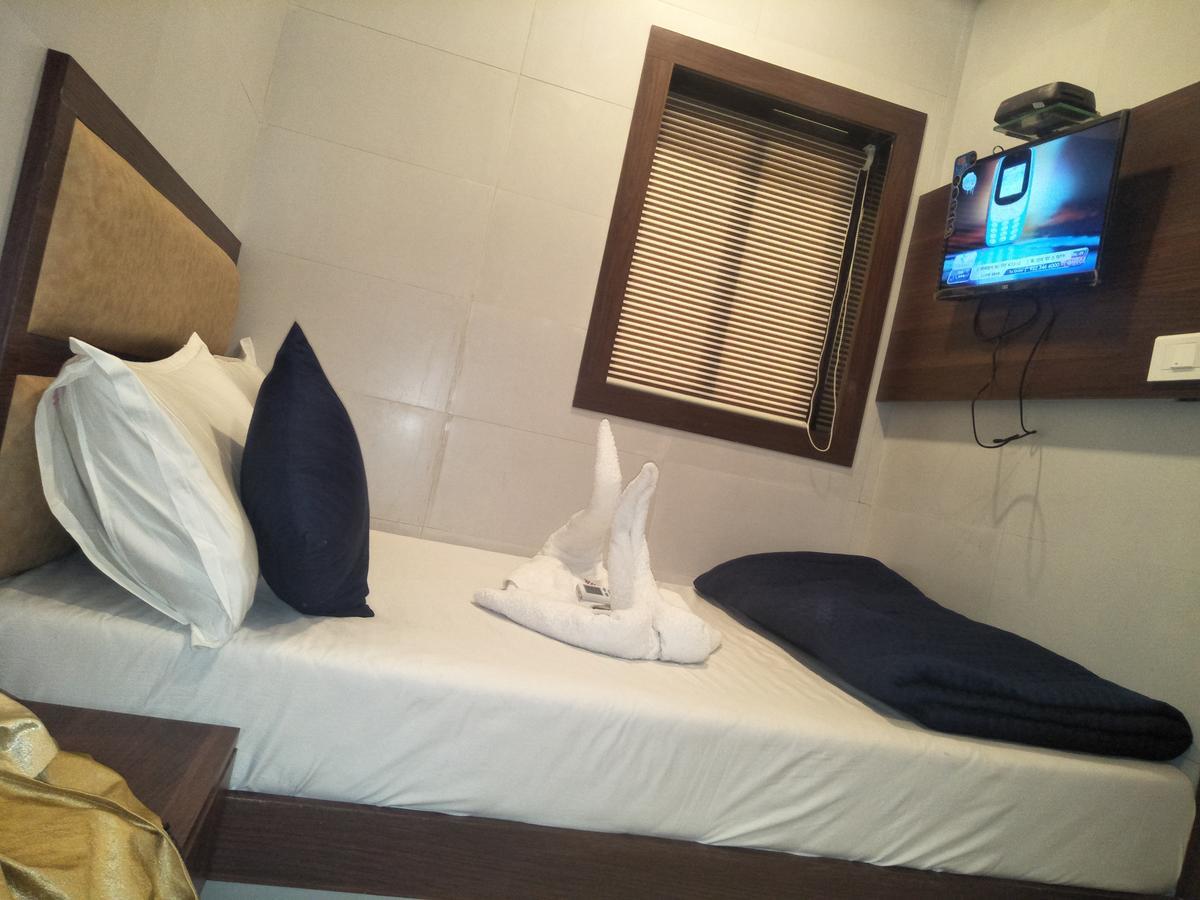 Hotel Avenue Residency 뭄바이 외부 사진